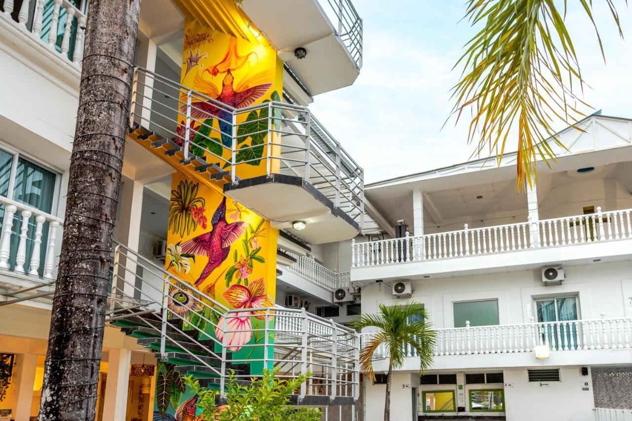 Hotel Manantial Melgar Bagian luar foto