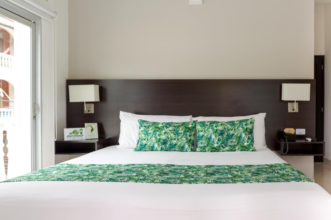 Hotel Manantial Melgar Bagian luar foto